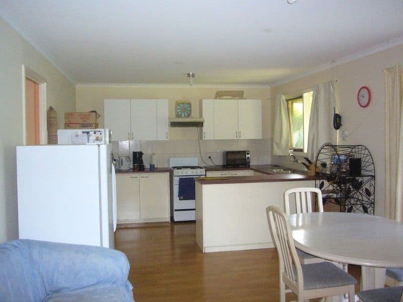 1 Amaroo Court, SMITHFIELD SA 5114, Smithfield - Thumbnail 3