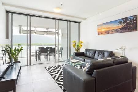 1 Marlin Parade, Cairns City QLD 4870, Cairns City - Thumbnail 2
