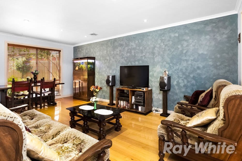 36 Elmwood Crescent, Glen Waverley VIC 3150, Glen Waverley - Thumbnail 4
