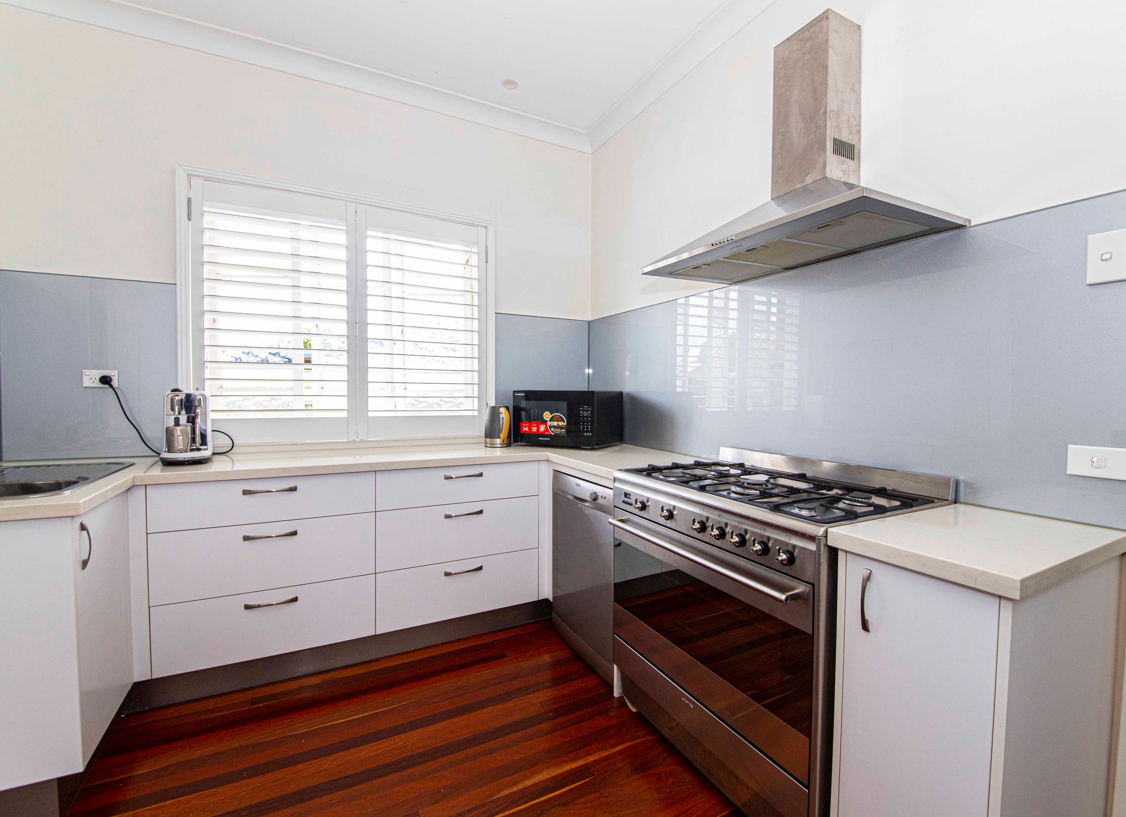 10 Ashton Street, Maryborough QLD 4650, Maryborough - Thumbnail 8