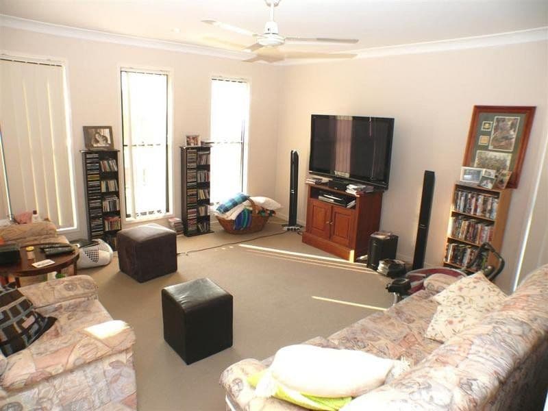 11 Kaplan Street, OXENFORD QLD 4210, Oxenford - Thumbnail 4