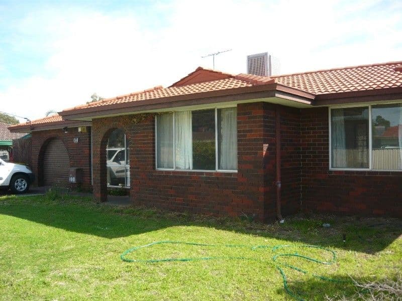 100 Pitchford Avenue, MADDINGTON WA 6109, Maddington - Image 1