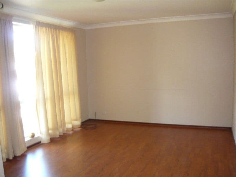 100 Pitchford Avenue, MADDINGTON WA 6109, Maddington - Thumbnail 3