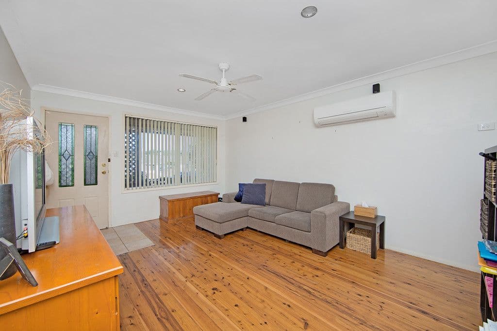 11 George Evans Road, Killarney Vale NSW 2261, Killarney Vale - Thumbnail 2