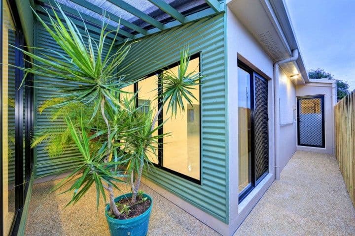 24A Avoca Street, BUNDABERG WEST QLD 4670, Bundaberg West - Thumbnail 7