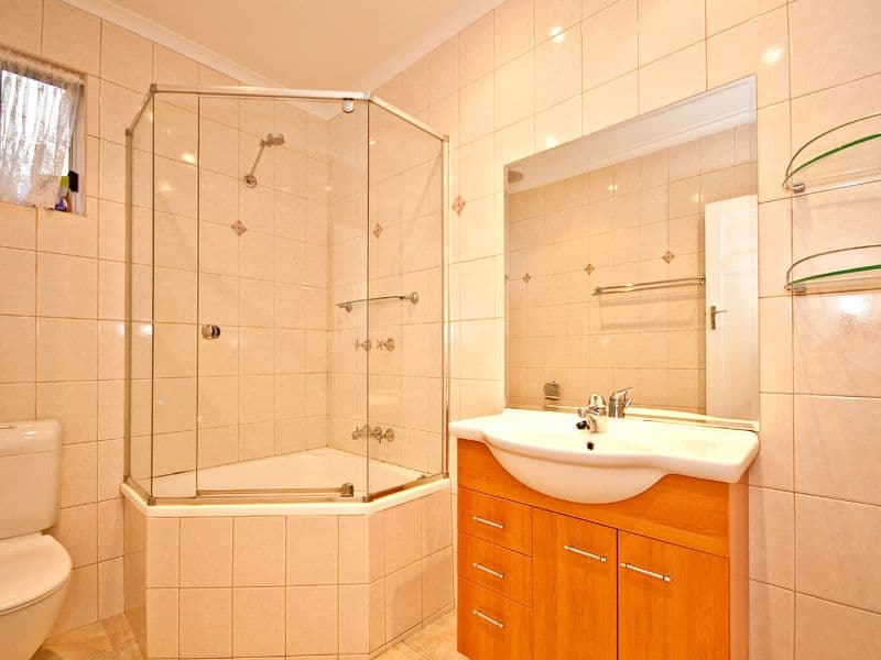 1/11A Knoll Street, GLENORCHY TAS 7010, Glenorchy - Thumbnail 2