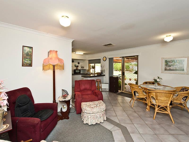 92 Woodbridge Drive, COOLOONGUP WA 6168, Cooloongup - Thumbnail 6