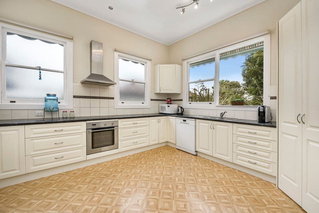 12 Eden Avenue, Heathmont VIC 3135, Heathmont - Thumbnail 3