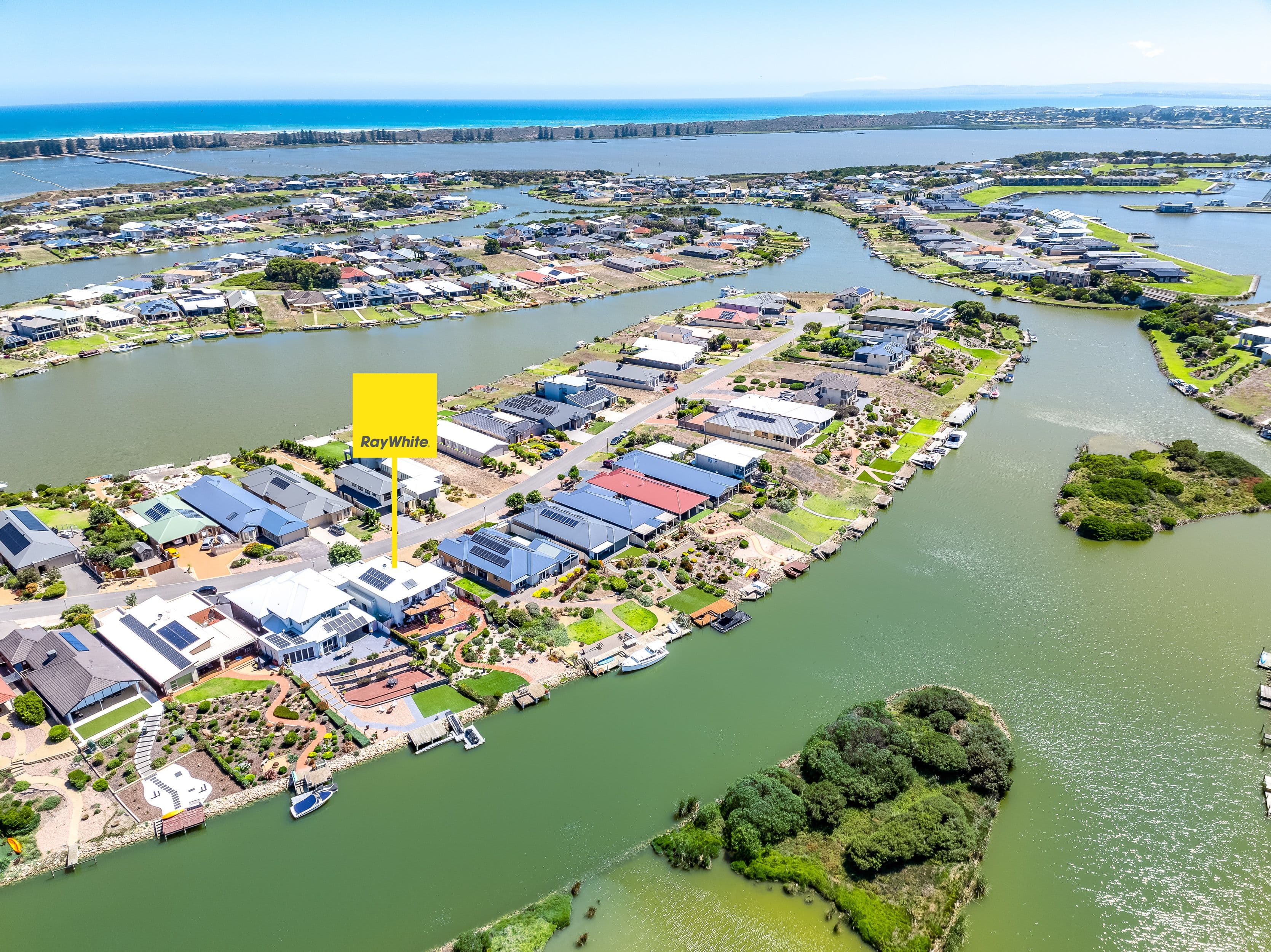 62 Britannia Parade, Hindmarsh Island SA 5214, Hindmarsh Island - Thumbnail 3
