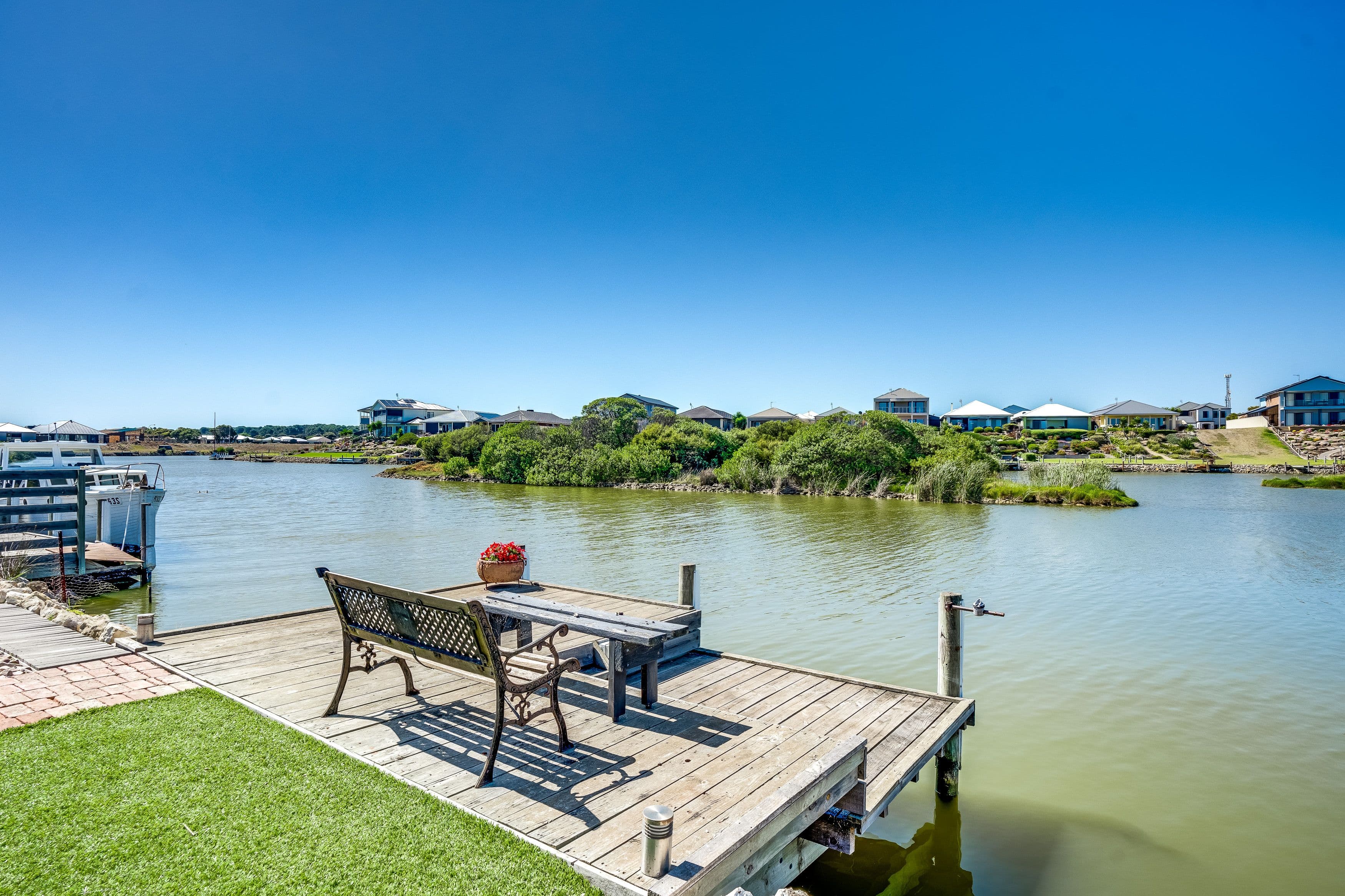 62 Britannia Parade, Hindmarsh Island SA 5214, Hindmarsh Island - Thumbnail 6