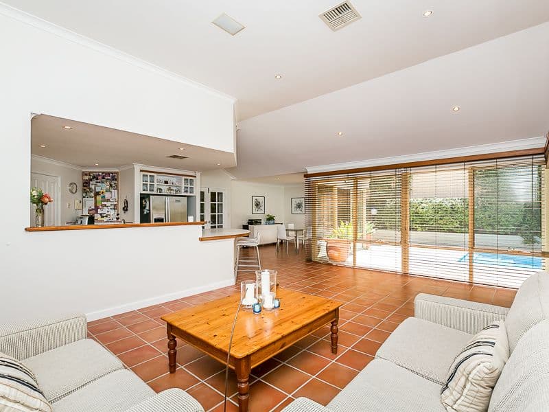 17 Minden Rise, SORRENTO WA 6020, Sorrento - Thumbnail 5