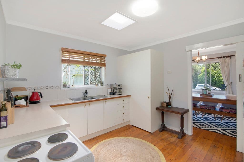 56 Manus Avenue, Palm Beach QLD 4221, Palm Beach - Thumbnail 2