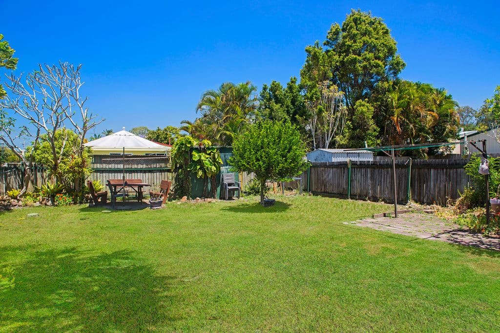 56 Manus Avenue, Palm Beach QLD 4221, Palm Beach - Thumbnail 4