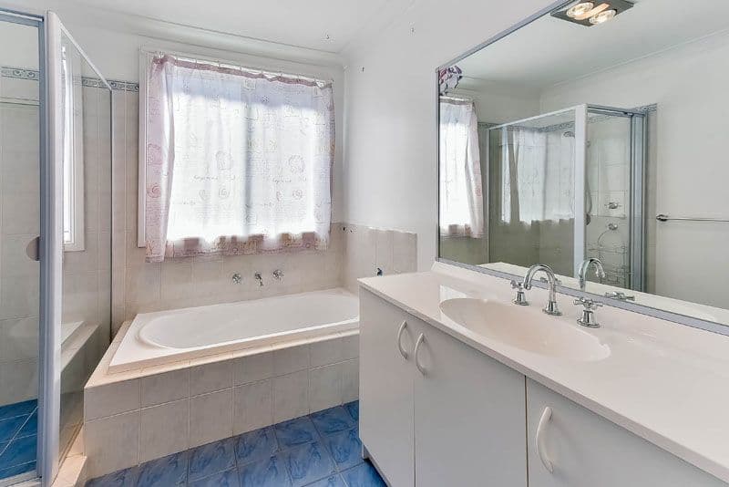 16 Reserve Circuit, Currans Hill - Thumbnail 7