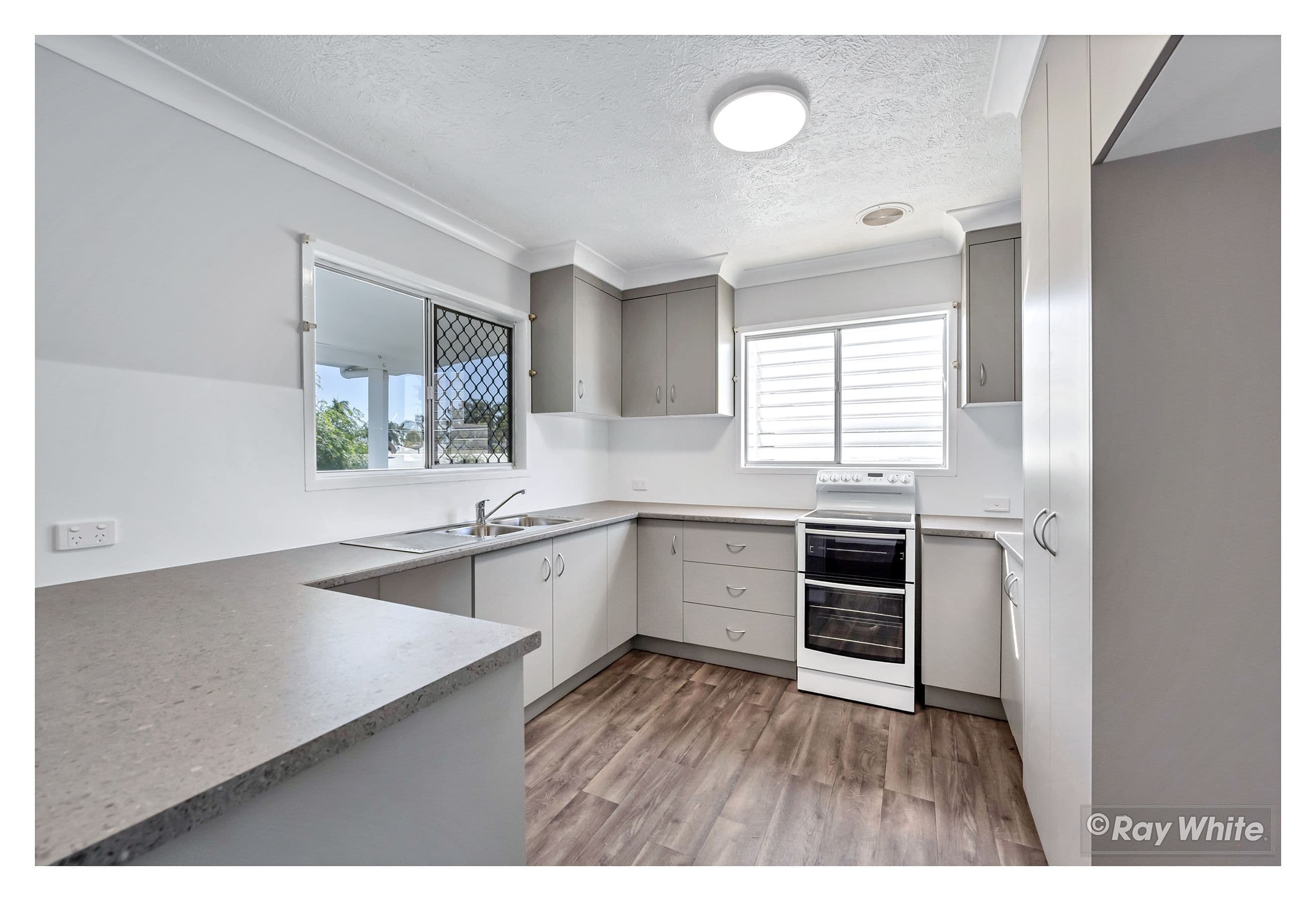11 Savage Street, Wandal QLD 4700, Wandal - Thumbnail 4