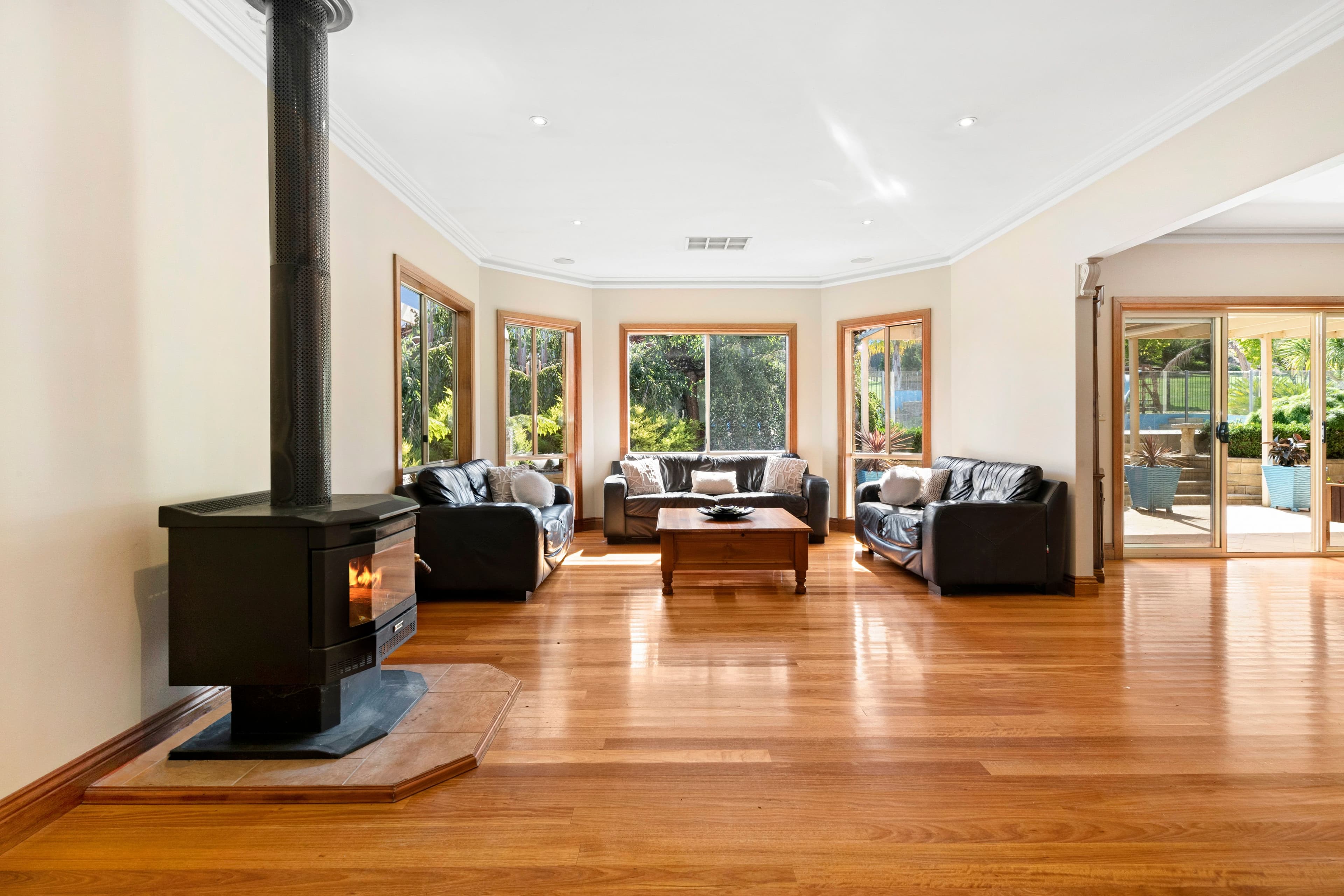 10 Jeffrey Drive, Yarrambat VIC 3091, Yarrambat - Thumbnail 3