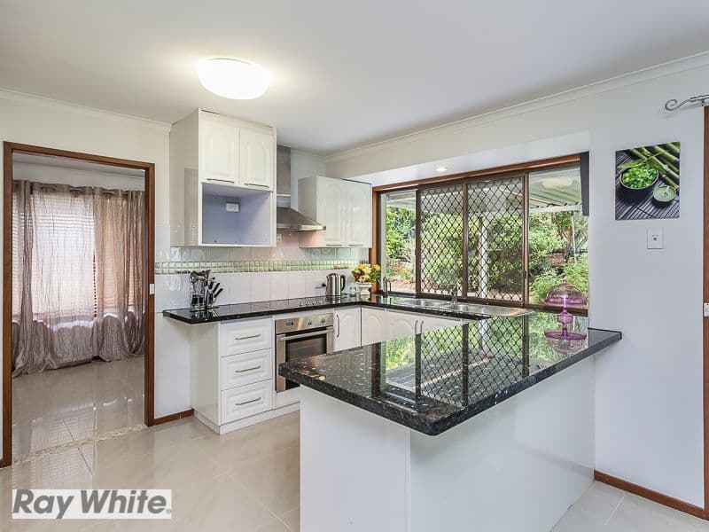 34 Eucumbene Drive, Petrie QLD 4502, Petrie - Thumbnail 3
