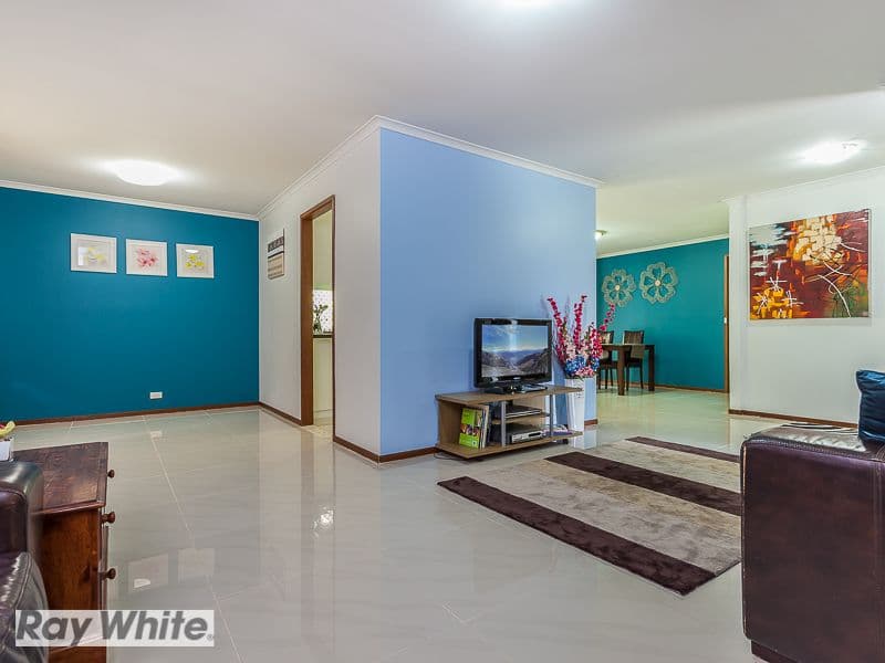 34 Eucumbene Drive, Petrie QLD 4502, Petrie - Thumbnail 7