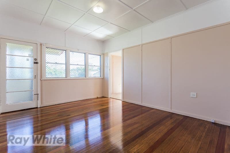 19 Viminal Hill Crescent, Seven Hills QLD 4170, Seven Hills - Thumbnail 4