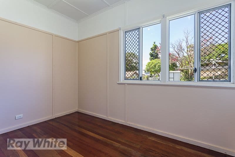 19 Viminal Hill Crescent, Seven Hills QLD 4170, Seven Hills - Thumbnail 8