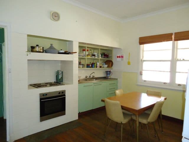 191 Shenton Street, BEACHLANDS WA 6530, Beachlands - Thumbnail 2