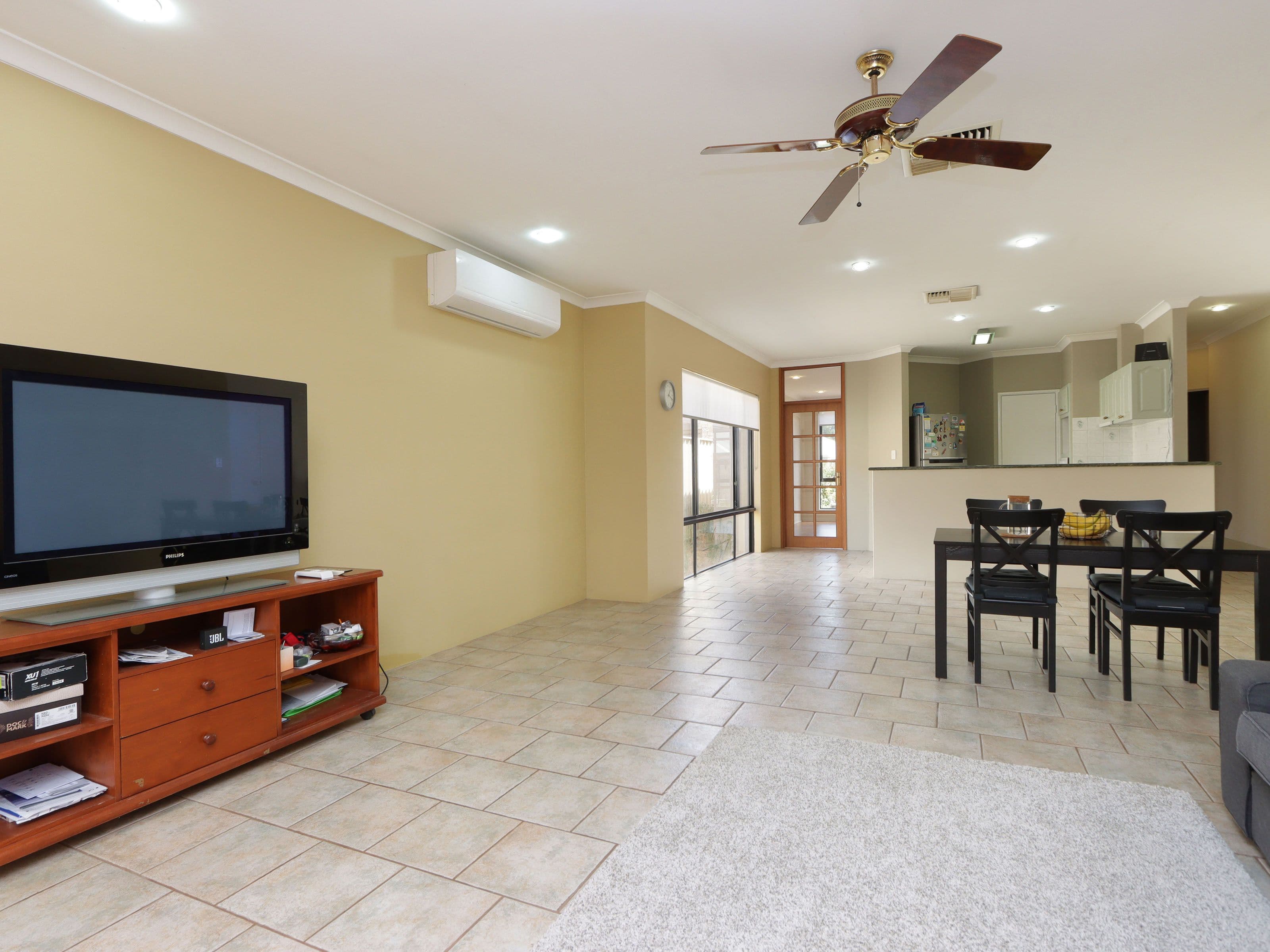 12 Walton Street, Queens Park WA 6107, Queens Park - Thumbnail 3