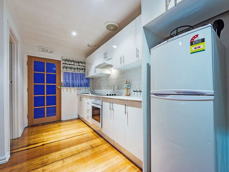 6-8 Willmott Drive, HOPPERS CROSSING VIC 3029, Hoppers Crossing - Thumbnail 4