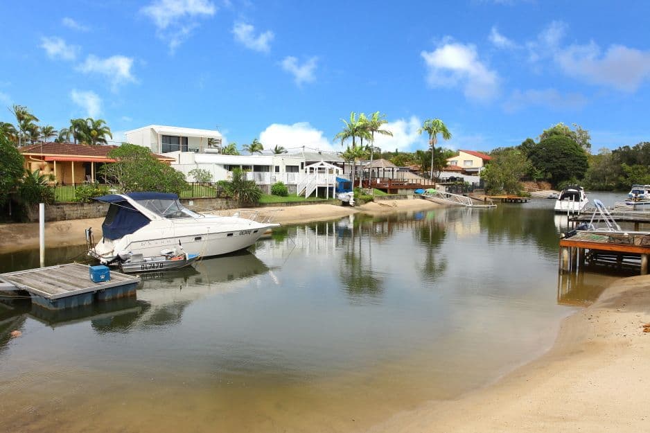 2 Pensacola Court, Broadbeach Waters QLD 4218, Broadbeach Waters - Thumbnail 3