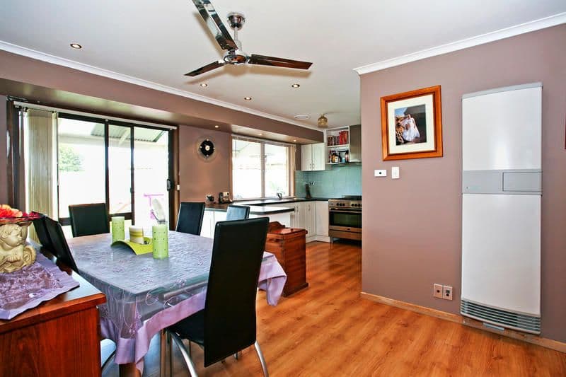 18 Sirius Court, ST ALBANS PARK VIC 3219, St Albans Park - Thumbnail 5