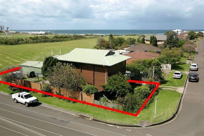 30 Kareela Road, WOONONA NSW 2517, Woonona - Thumbnail 2