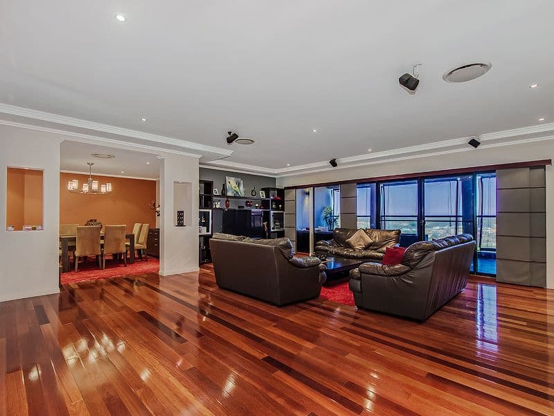 17 Heatons Crescent, PACIFIC PINES QLD 4211, Pacific Pines - Thumbnail 3