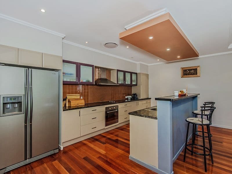 17 Heatons Crescent, PACIFIC PINES QLD 4211, Pacific Pines - Thumbnail 6