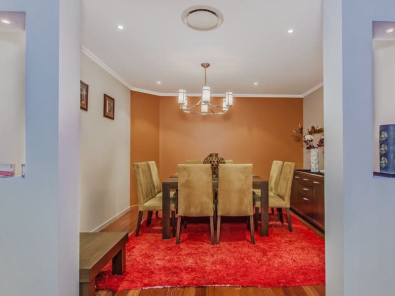 17 Heatons Crescent, PACIFIC PINES QLD 4211, Pacific Pines - Thumbnail 8