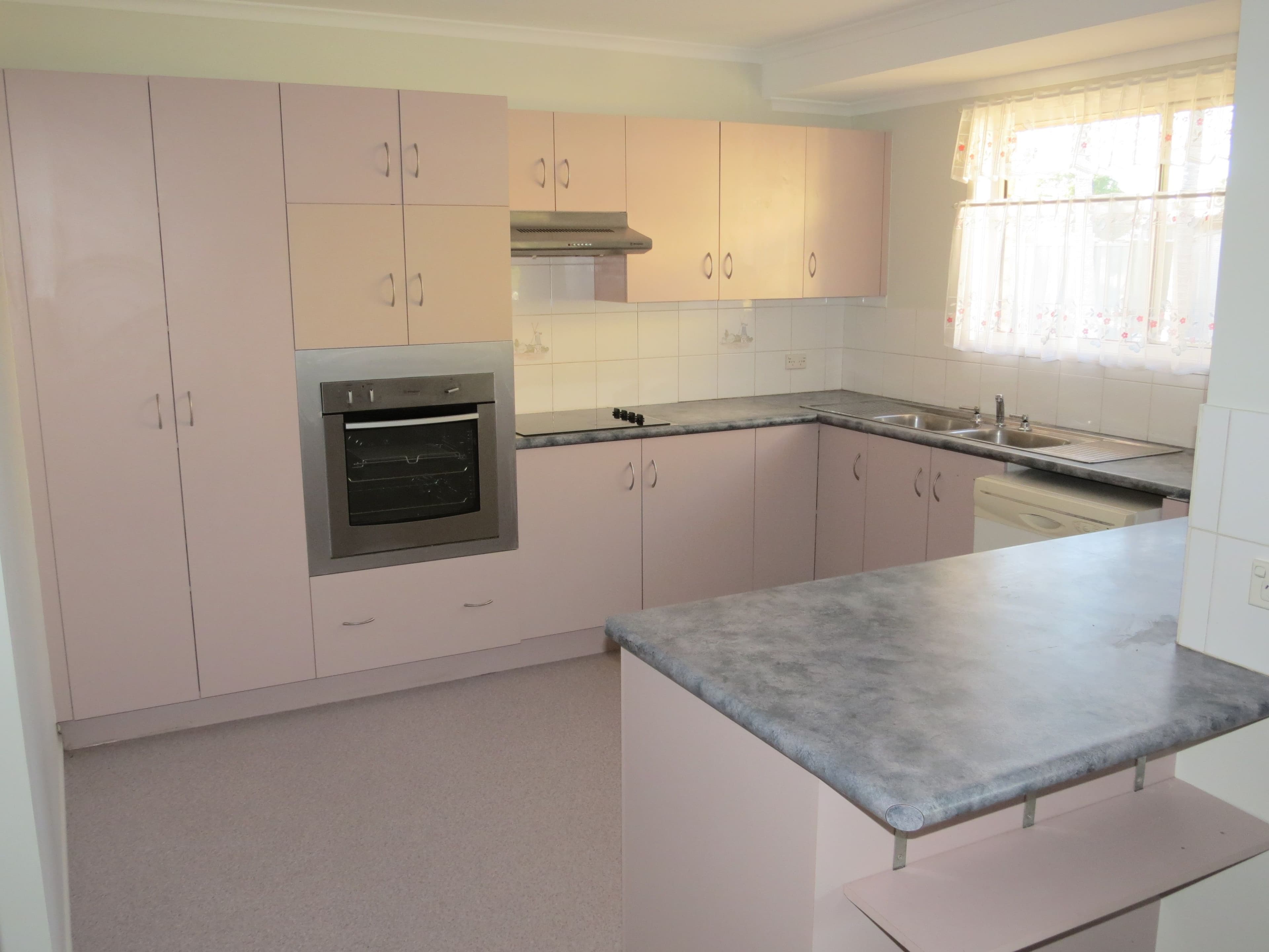 30 White Street, Emerald QLD 4720, Emerald - Thumbnail 4