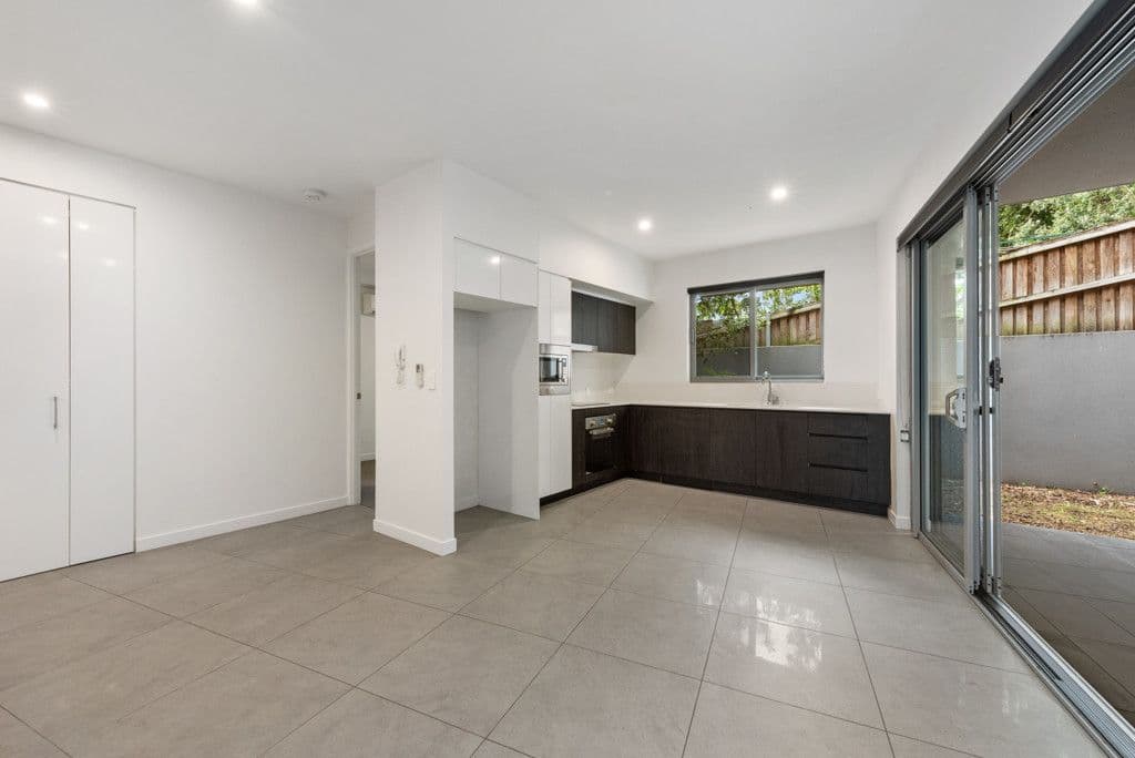 38 Latimer Street, Holland Park QLD 4121, Holland Park - Thumbnail 4