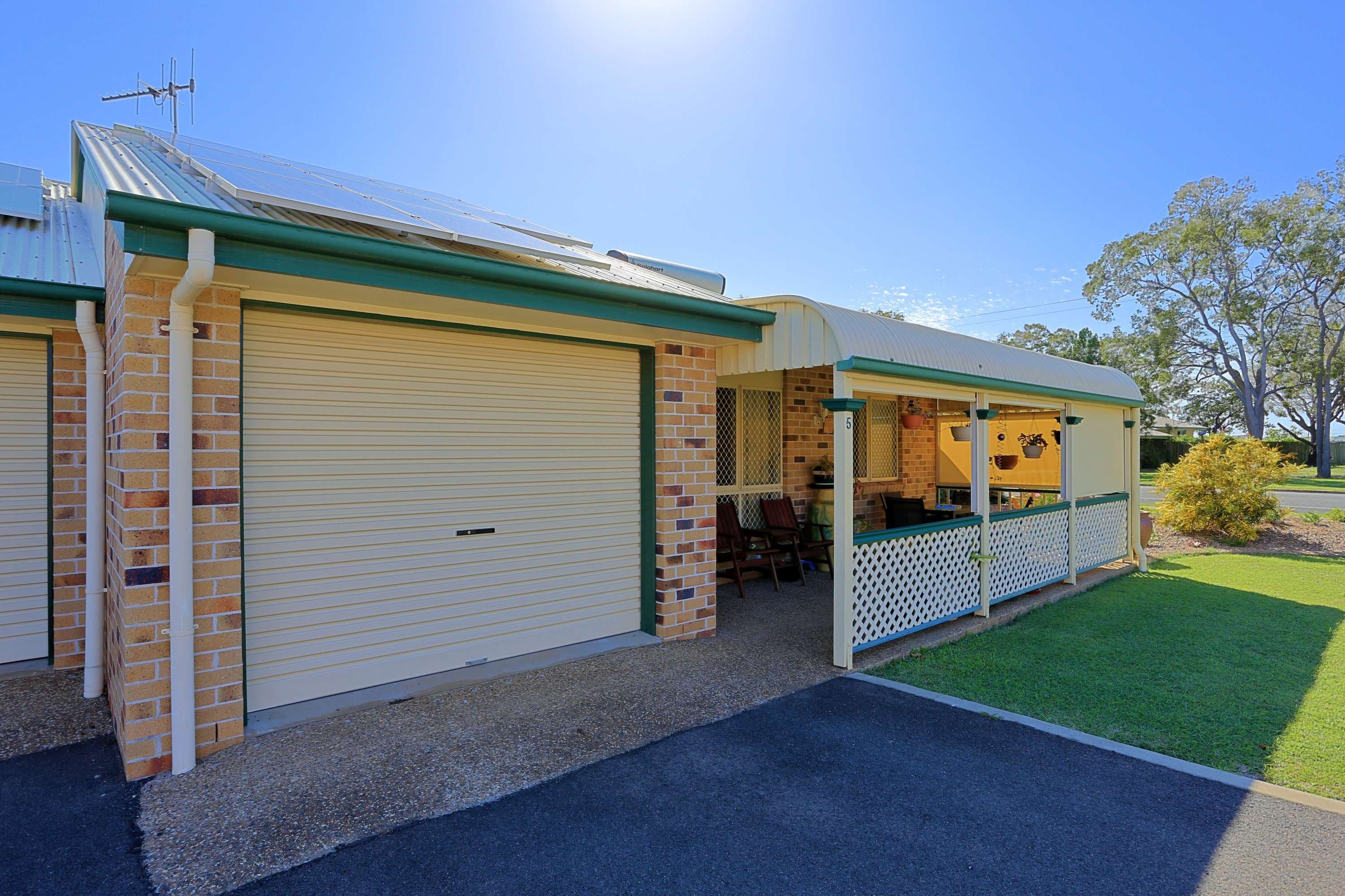 23 Thabeban Street, Avenell Heights QLD 4670, Avenell Heights - Thumbnail 2