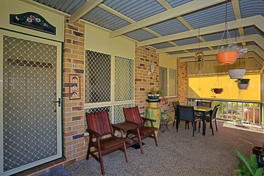 23 Thabeban Street, Avenell Heights QLD 4670, Avenell Heights - Thumbnail 3