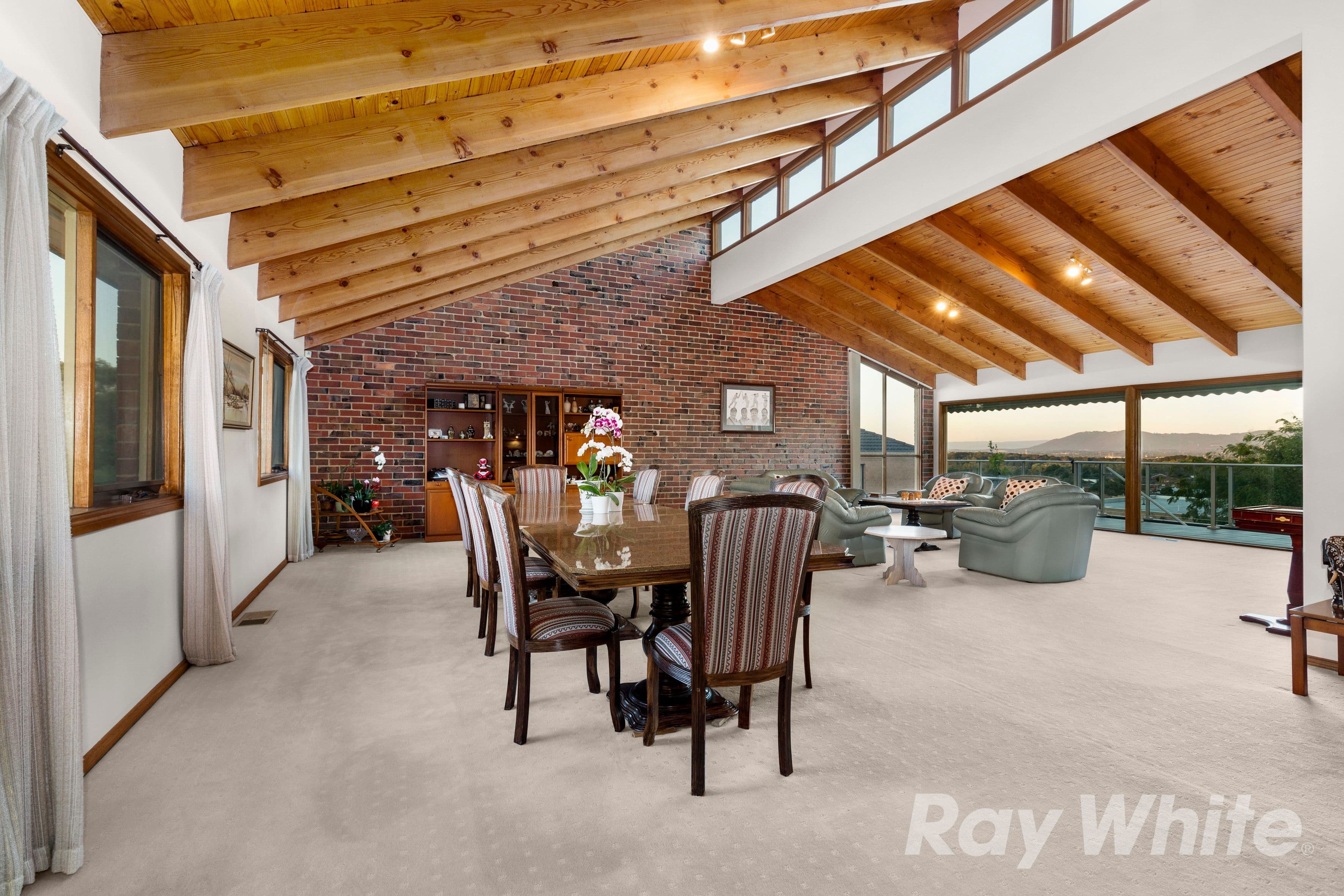 316 Gallaghers Road, Glen Waverley VIC 3150, Glen Waverley - Thumbnail 2