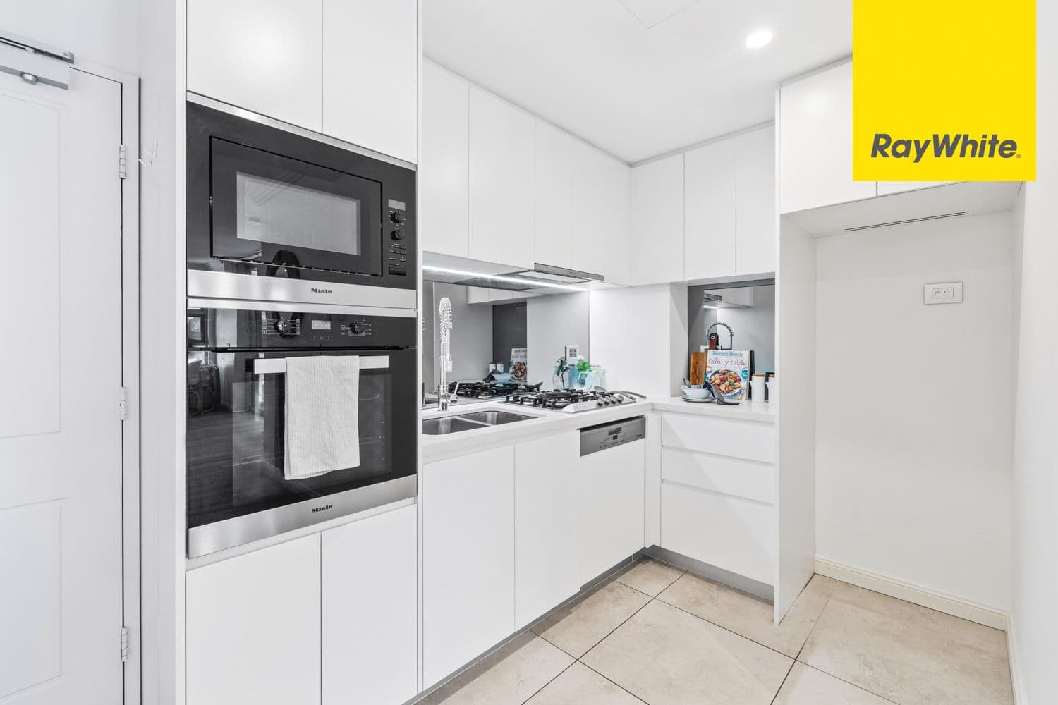 11-27 Cliff Road, Epping NSW 2121, Epping - Thumbnail 3