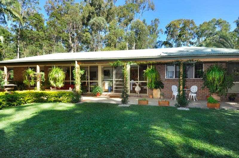 6 Rutherglen Court, TALLAI QLD 4213, Tallai - Thumbnail 2