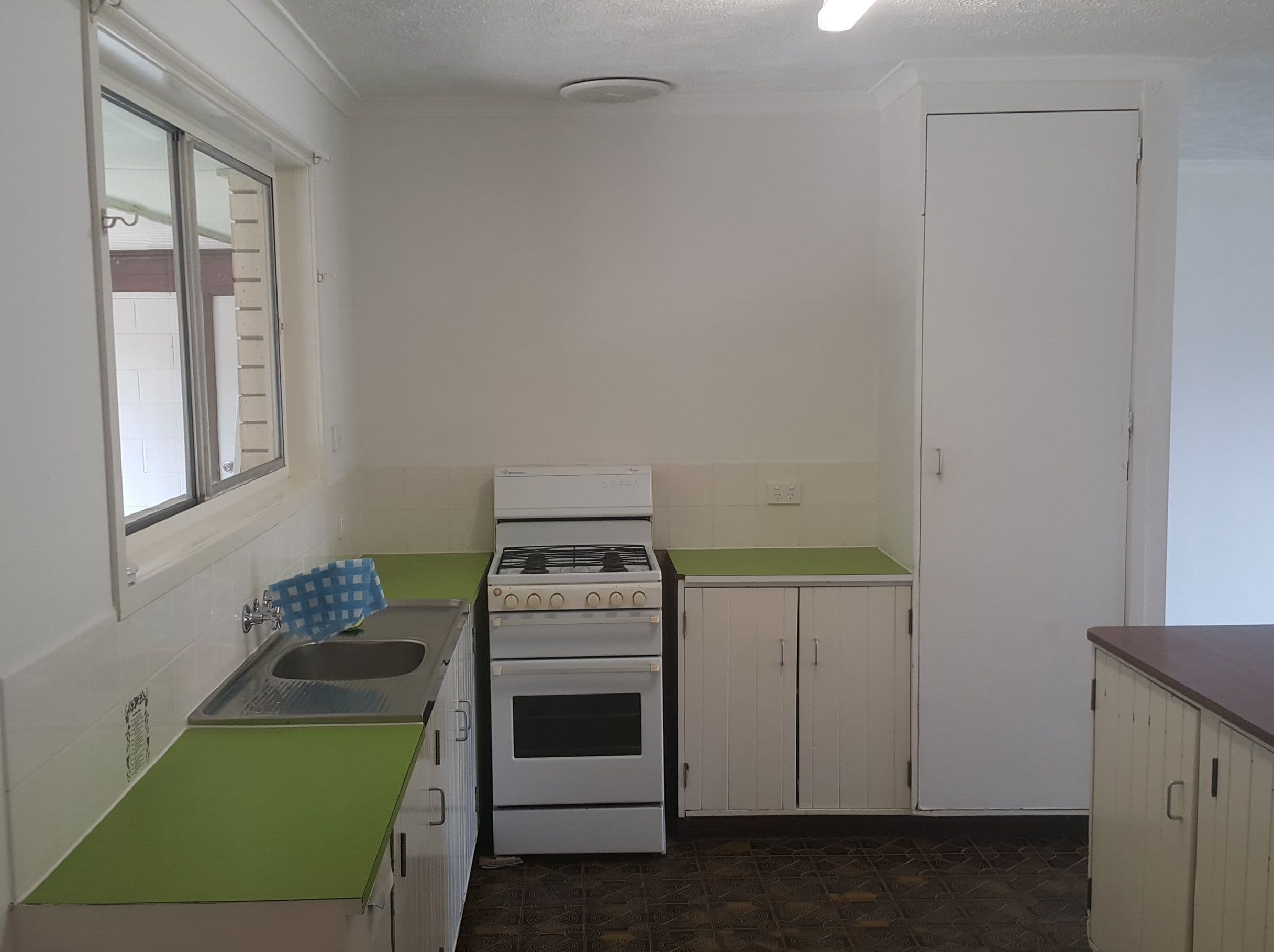 51 Kalimna Drive, Broadbeach Waters QLD 4218, Broadbeach Waters - Thumbnail 3
