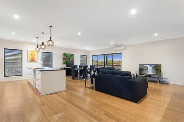 25 Thomas Street, Grange QLD 4051, Grange - Thumbnail 2