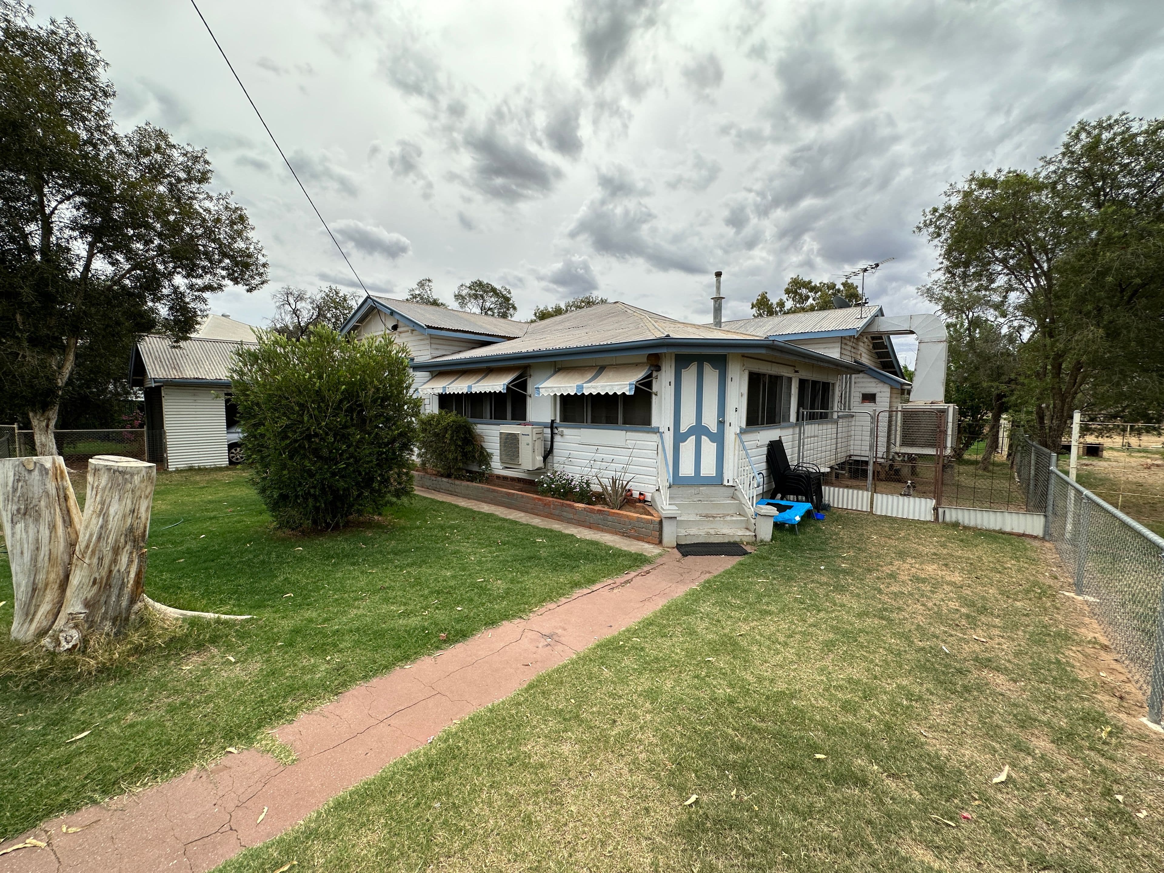 33 Galatea Street, Charleville QLD 4470, Charleville - Image 1
