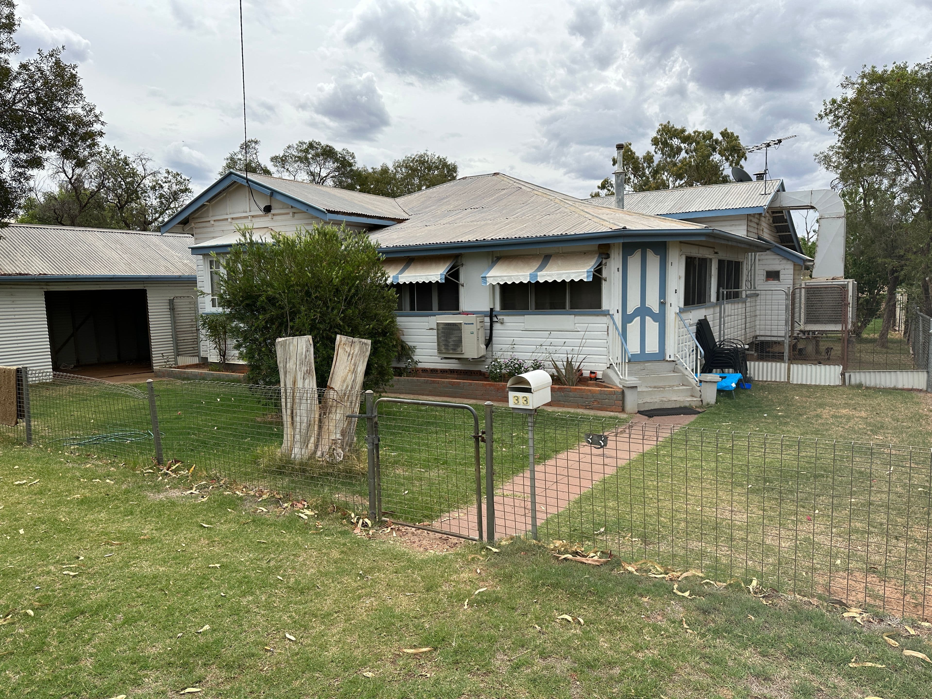 33 Galatea Street, Charleville QLD 4470, Charleville - Thumbnail 2