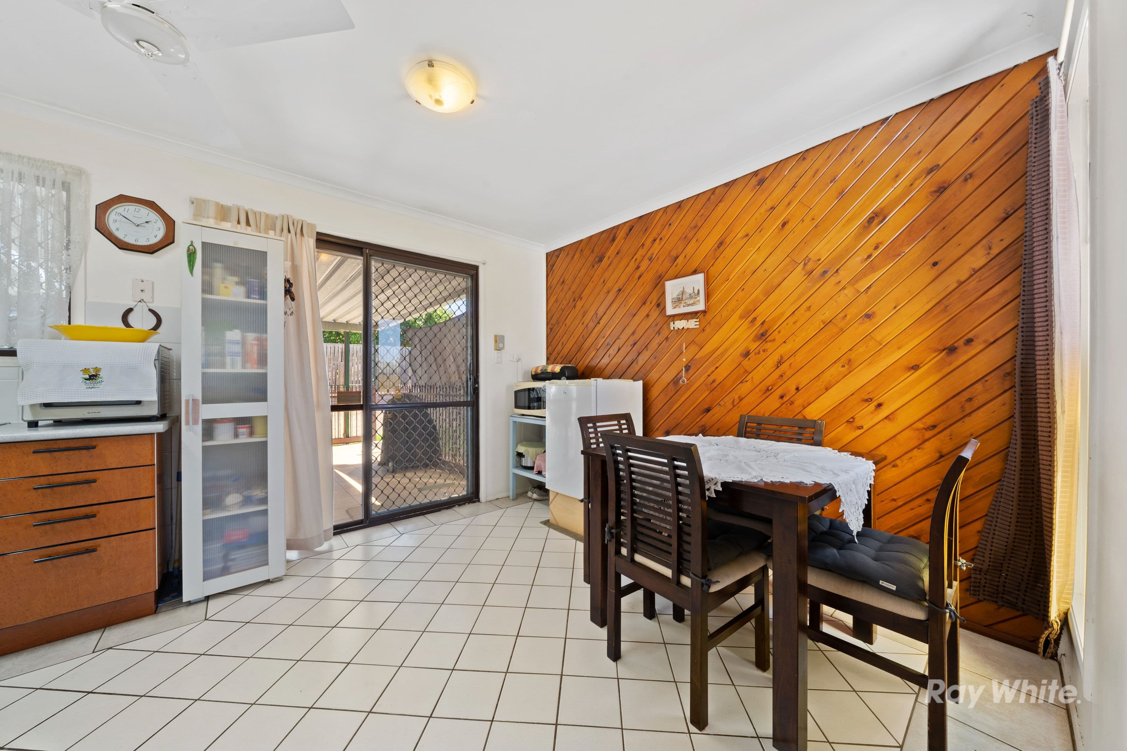 19 Ariel Avenue, Kingston QLD 4114, Kingston - Thumbnail 4