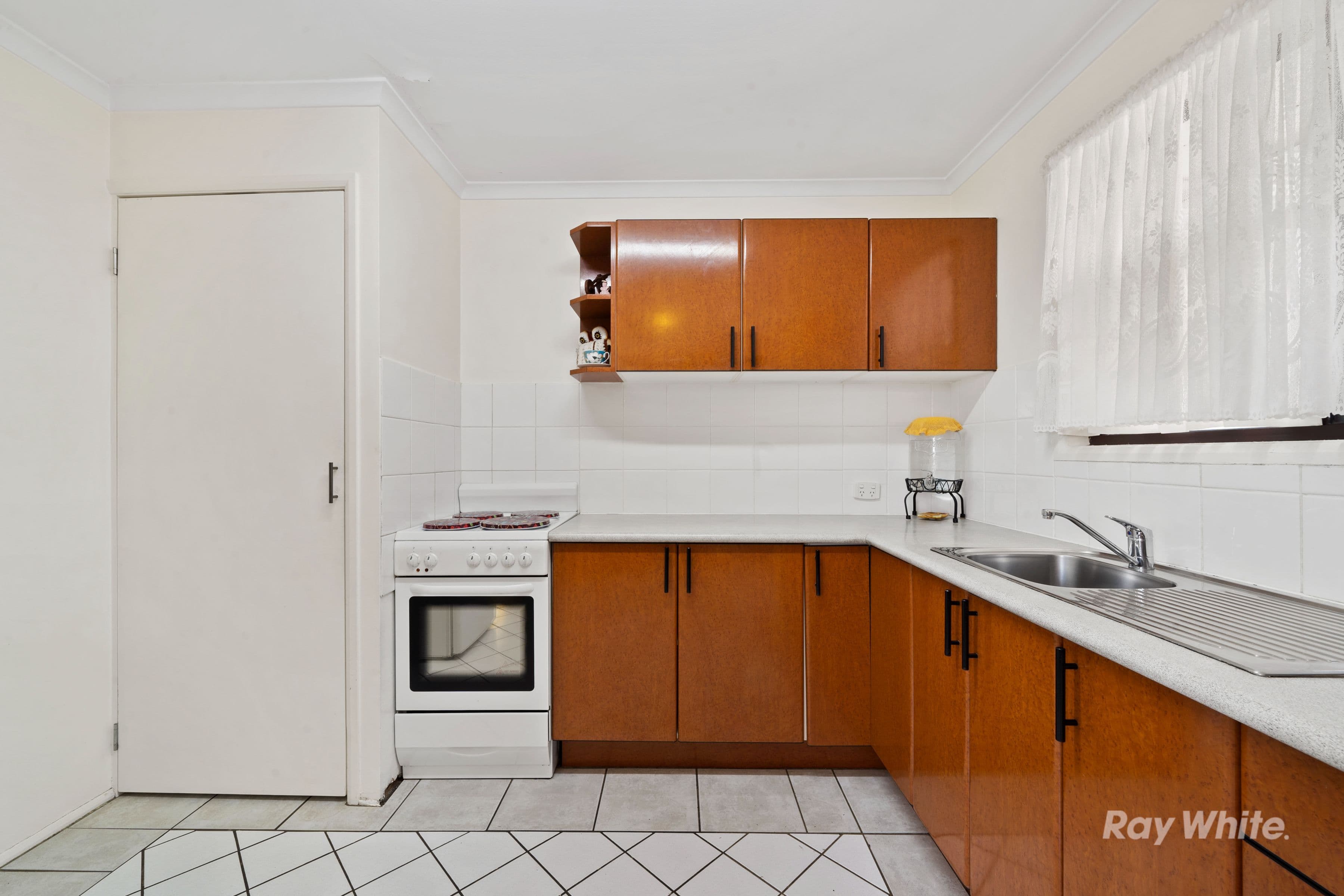 19 Ariel Avenue, Kingston QLD 4114, Kingston - Thumbnail 6