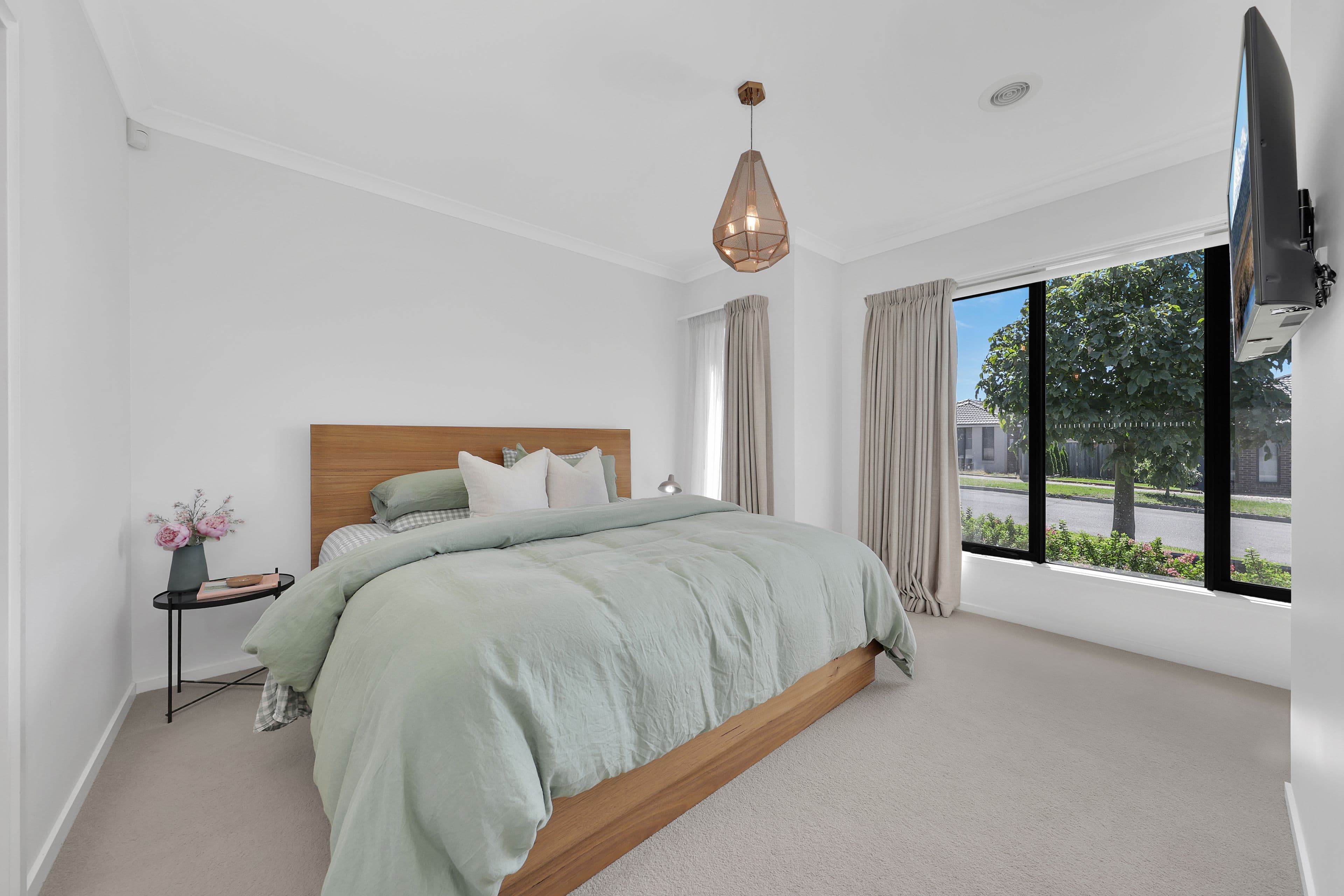 27 Newington Parade, Mernda VIC 3754, Mernda - Thumbnail 3