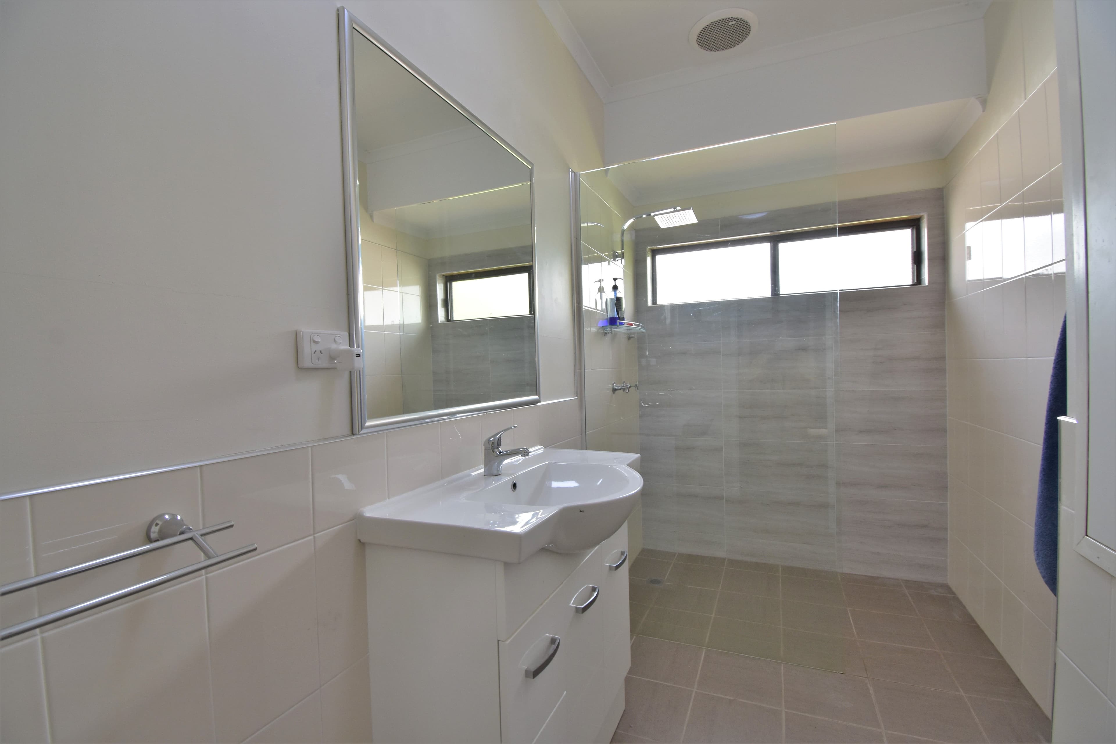 36 Crane Street, Longreach QLD 4730, Longreach - Thumbnail 6