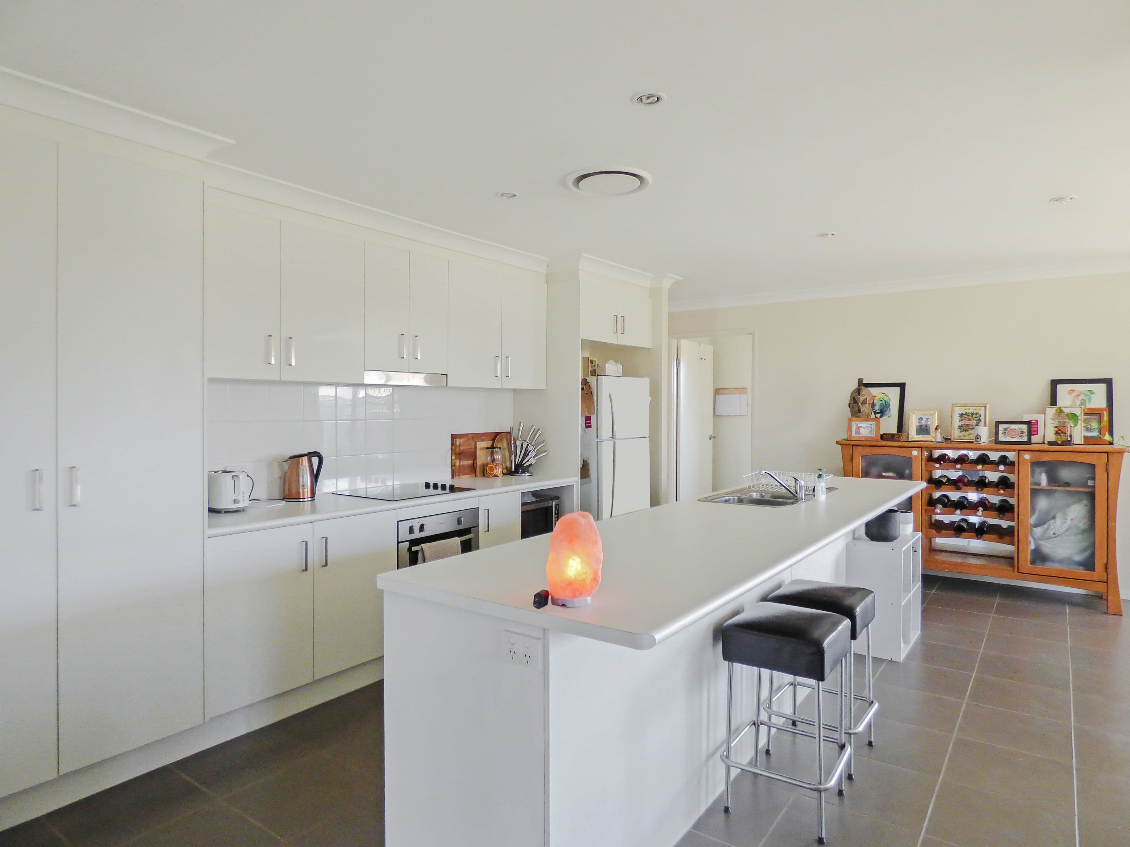 71 Taylor Street, Roma QLD 4455, Roma - Thumbnail 2