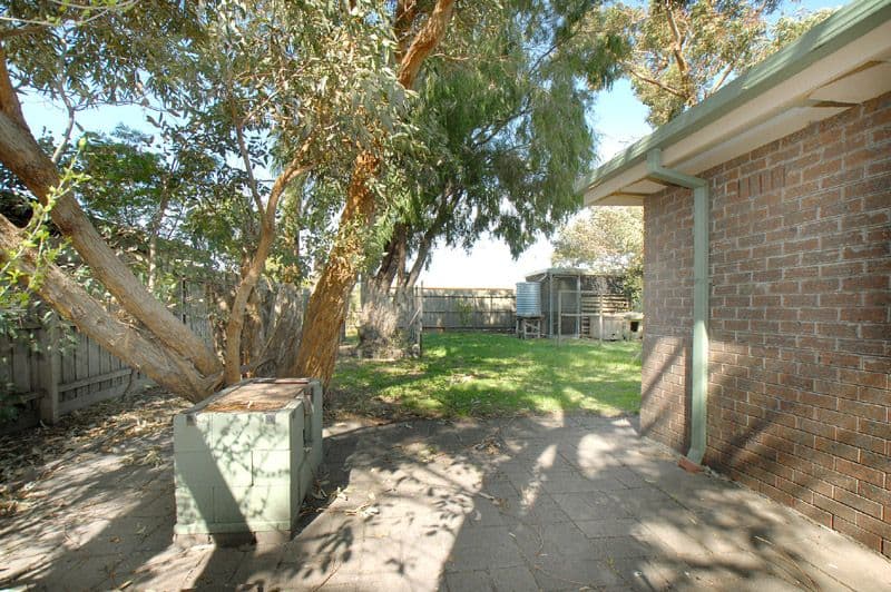 2 Kerrie Court, SPRINGVALE SOUTH VIC 3172, Springvale South - Thumbnail 8